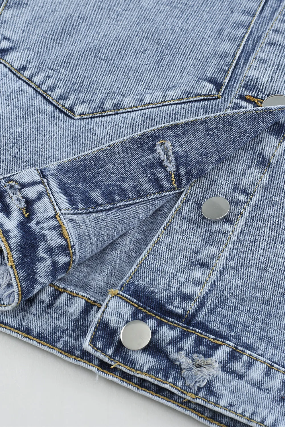 Buttoned Denim Jacket with Pocket