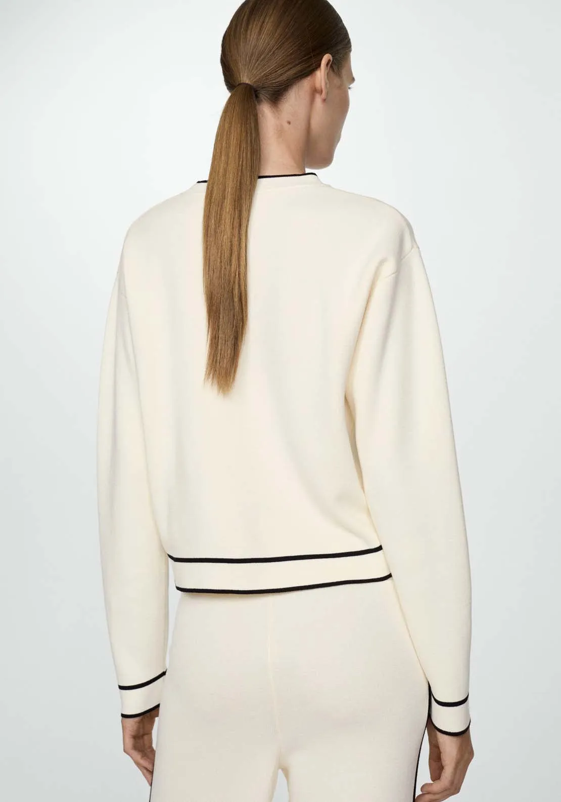 Contrast trim sweater - Light Beige