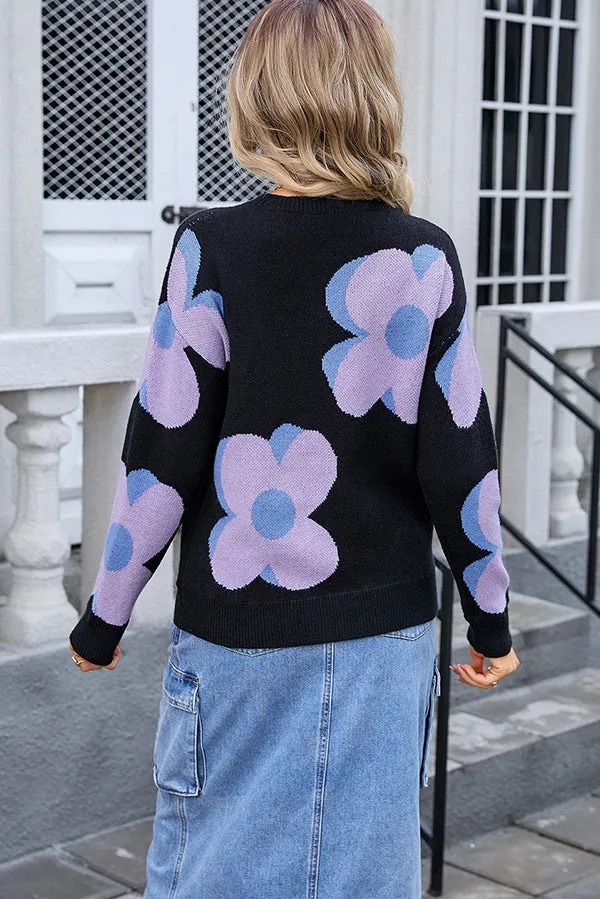 Fashionable Round Neck Long Sleeve Knitted Flowers Sweater