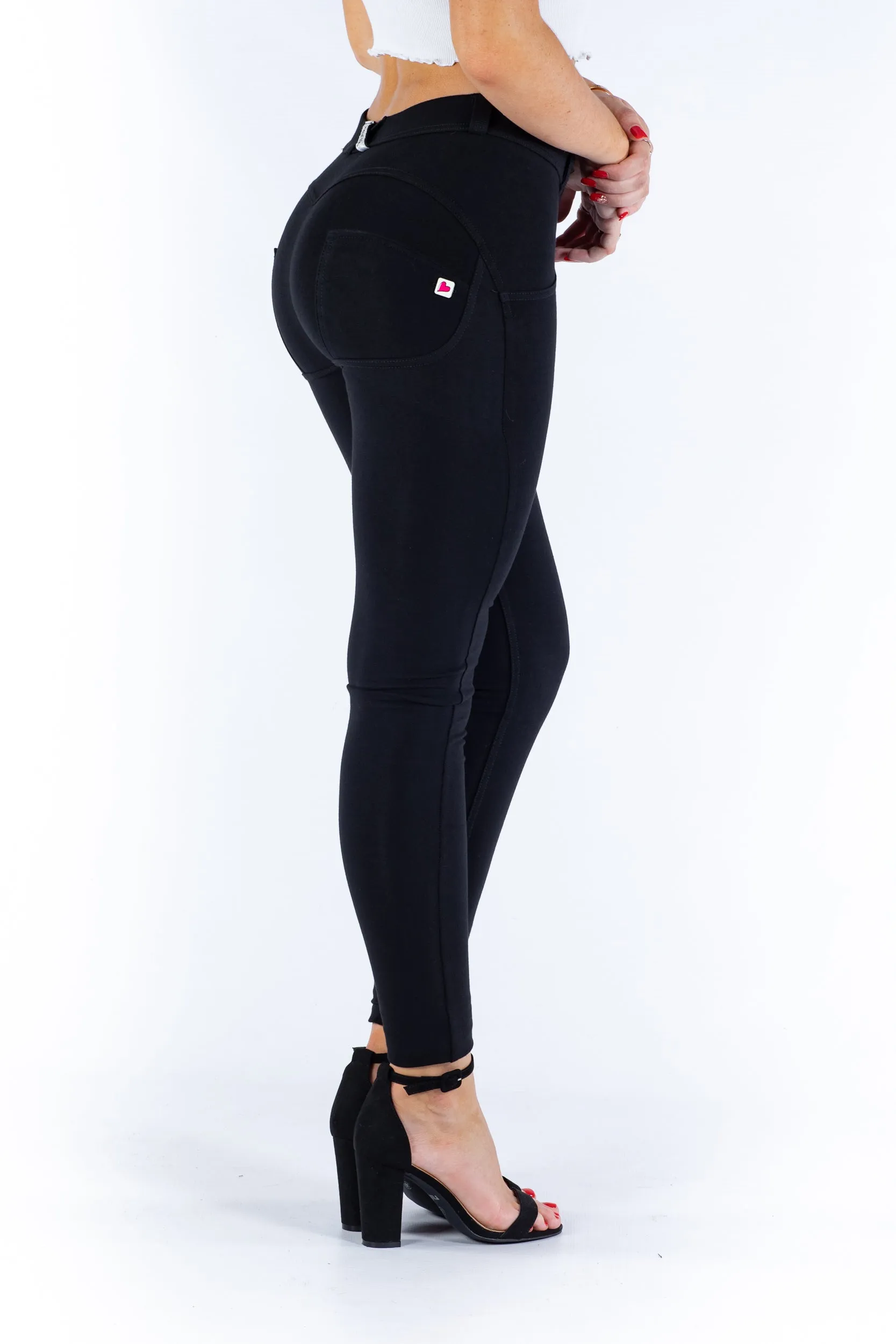 Mid waist  Butt lifting Shaping pants -  Black