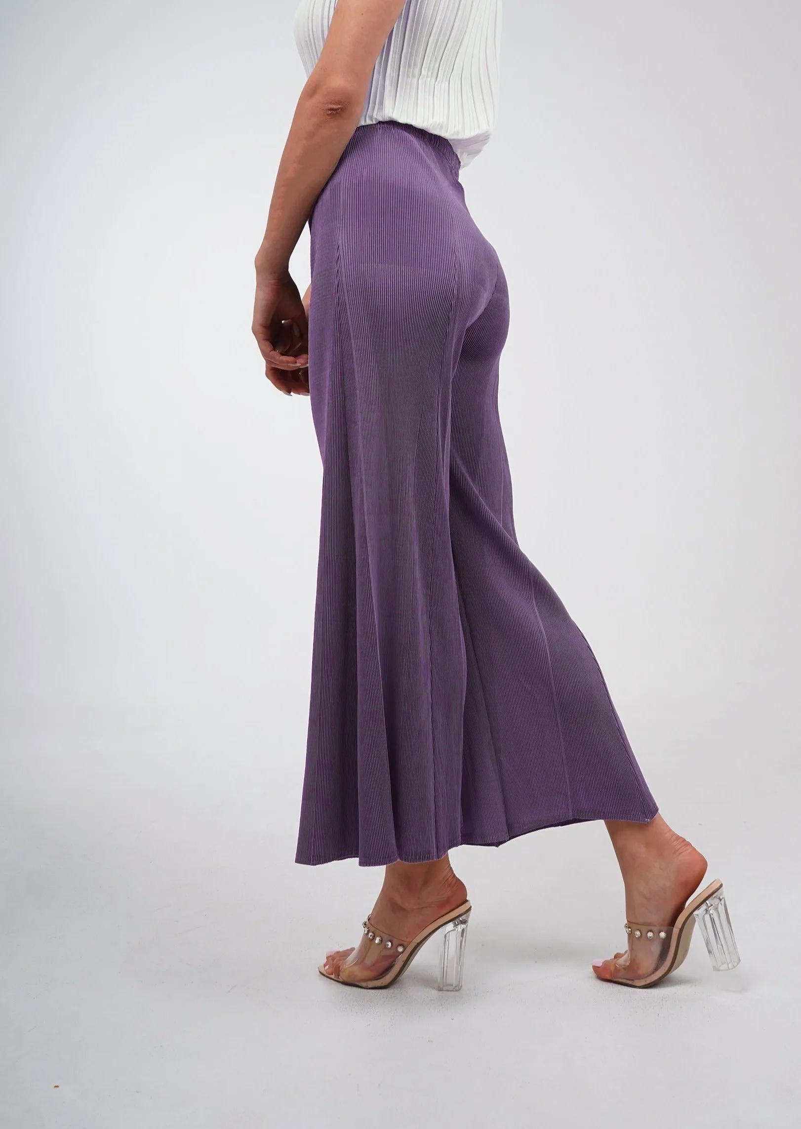 Perla Wide-Leg Pleated Pants